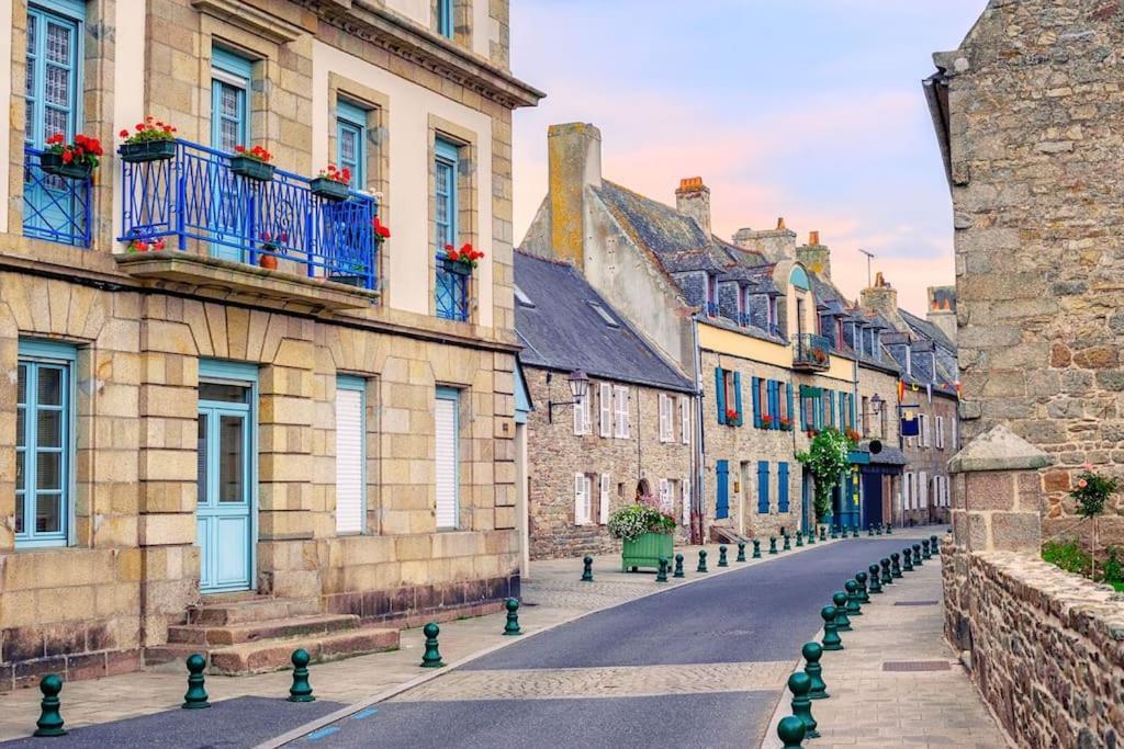 Roscoff 2 Pieces Classe 2 Etoiles Et Terrasse Centre Historique エクステリア 写真